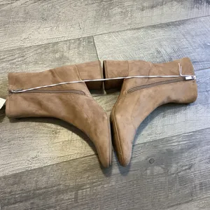 Dolly Ankle Boots Size 9 NWT thumbnail 3