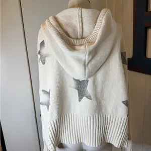 POL Cream V-Neck Sweater with Gray Stars and Hood Sz L thumbnail 2