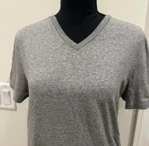 Old Navy Navy sporting gray V-neck T-shirt size small thumbnail 3