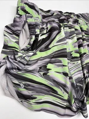 Lululemon Hotty Hot High-Rise Short 4" *Special Edition thumbnail 6
