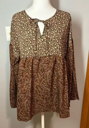 Hayden Los Angeles Brown‎ floral tie neck babydoll top NEW size L thumbnail 1