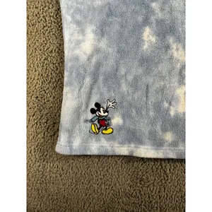 Disney Mickey Mouse Hoodie‎ Women Large Winter Snowflake Pullover thumbnail 8
