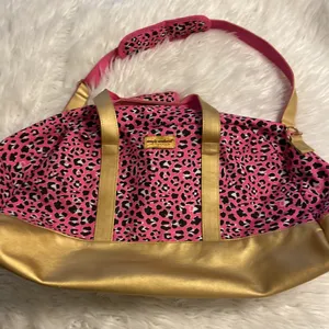 Simply Southern Weekender Bag excellent condition pink , gold and black high 13” thumbnail 15