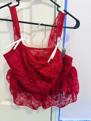 SHEIN red lace skirt set thumbnail 1