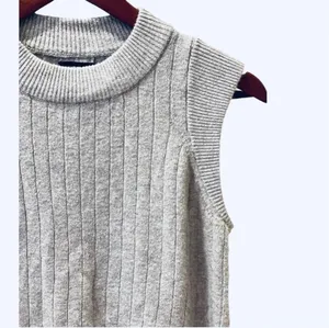 Retro Gray Sweater Vest Ribbed Who What Wear Grandpa Preppy M Crewneck thumbnail 3