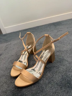 Gold Heels Size EU 38 thumbnail 4