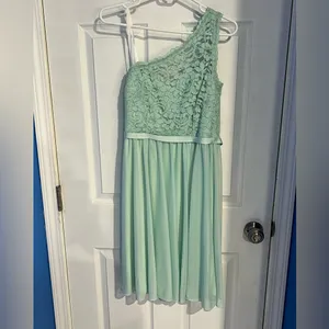 David’s Bridal One Shoulder Lace Mint Green Bridesmaid Dress Size 4 EUC thumbnail 2