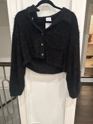 Le Lis Black Fuzzy Cropped Button Front Cardigan Sweater Size Small NWT thumbnail 3