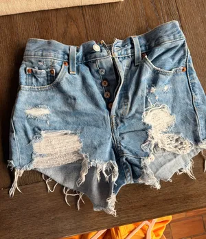 Levi’s 501 Shorts Distressed thumbnail 1