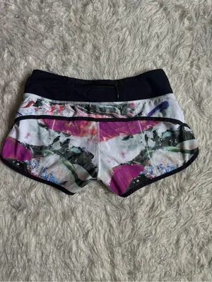 lululemon athletica Women's Multicolor Run Speed Shorts Size 4 thumbnail 2