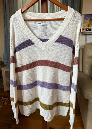 Sonoma Women’s L Ivory Striped Knit Pullover Sweater V-Neck Long Sleeve thumbnail 1