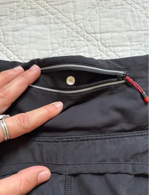 Lululemon Athletic Shorts Black thumbnail 5