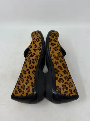 Dansko Olivia Calf Hair Leopard Loafer Size 39 or US 8.5/9 thumbnail 4