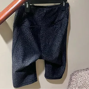 CALIA by Carrie Underwood Black Textured Bike Shorts thumbnail 3