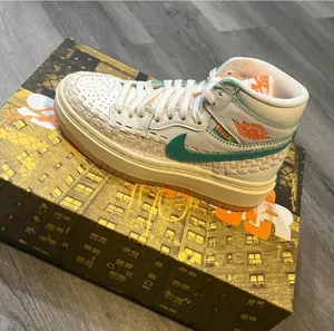 Women’s Air Jordan HI Elevate SP  thumbnail 1