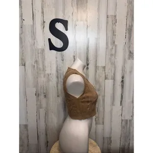 Camel Beige Cable Knit V-Neck Cropped Sweater Vest Women's Size Small thumbnail 3