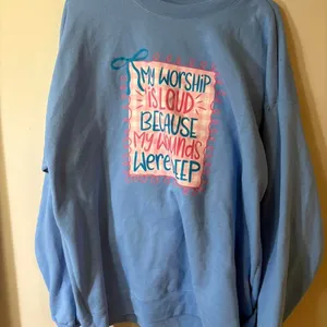 Hanes graphic tee blue crewneck sweatshirt thumbnail 1