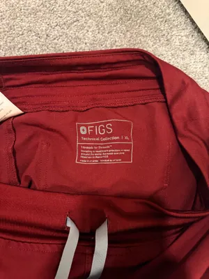 FIGS Scrub Pants thumbnail 2