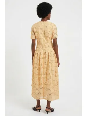 NWT Misook Lace Pleated Drop Waist Maxi in Pale Gold Applique Petal Dress XS thumbnail 2