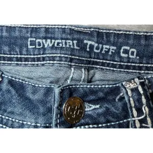 Cowgirl Tuff Womens Size 31x33 Glamor Bootcut Jeans Blue Denim Stretch Western thumbnail 4