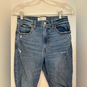 Abercrombie & Fitch Ankle Straight Ultra High Rise Curve Love Jeans Size 6 thumbnail 3