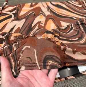 Pretty Little Thing Brown Cropped Tank Top thumbnail 8
