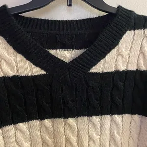 Womens V Neck Acrylic Knit Sweater 2XL Bust 48” Black & White Striped Stripes thumbnail 2