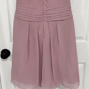 NWT David’s Bridal Formal Mauve Chiffon Ruched Strapless Size 12 Mini Dress thumbnail 7