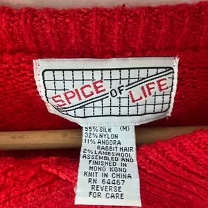 80s Vintage Red Angora Silk Sweater M Cable Knit Pearl Buttons Retro Twee Preppy thumbnail 13