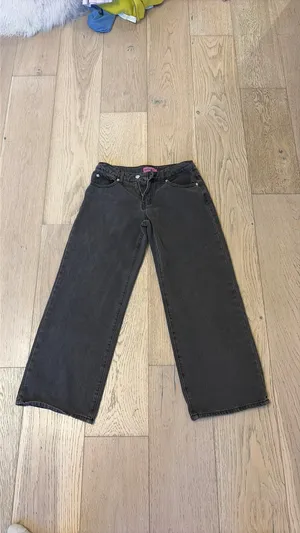 Low-Rise Edikted black Jeans thumbnail 4