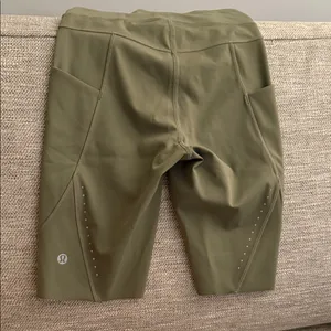 Lululemon Fast and Free Olive Green Women's Shorts 8” Light size 2 $78 thumbnail 9