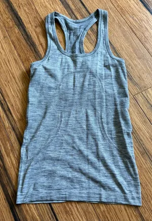 Lululemon Swiftly Tank Top Heathered Gray Size 2 thumbnail 1