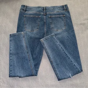 NWOT Medium Wash Size 16 Wild Fable Distressed Skinny Jeans thumbnail 4