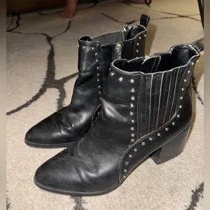Circus By Sam Edelman Jenna Studded Ankle Boots thumbnail 4