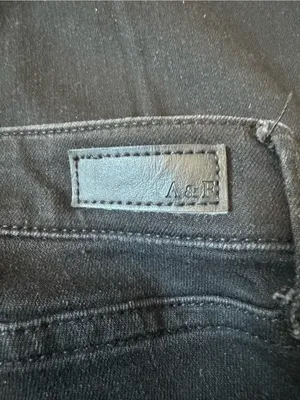 Abercrombie & Fitch Black Harper Low Rise Skinny Boot Jeans Women's Size 25 0 R thumbnail 4