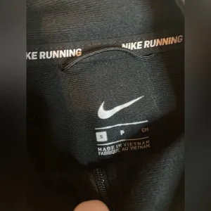 Nike Running Black Zip Up Jacket Size Small thumbnail 2