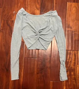 Aeropostale Green shirt thumbnail 1