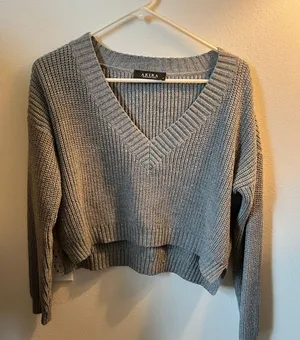 Akira Akita Sweater thumbnail 1