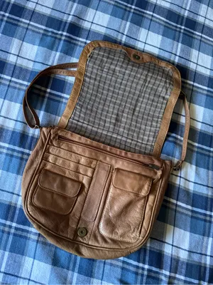 Emily Ann of Boca Raton Brown Leather Crossbody Messenger Bag thumbnail 2
