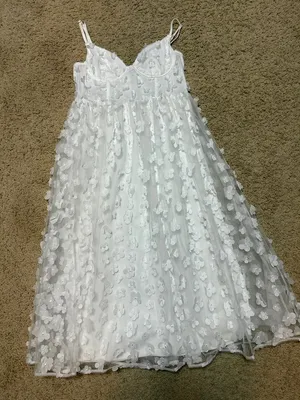 Lulu’s White 3D Floral Whimsical Bustier Midi Dress Size Large thumbnail 1