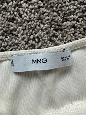 Mango Cream Halter Top with Gold Bar thumbnail 4