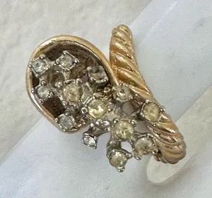 Vintage Gold Tone Cluster Ring with Clear Rhinestones thumbnail 1