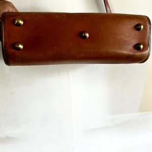 Vintage Dooney & Bourke Crossbody Satchel Bag Adjustable Zip Closure Brown thumbnail 7