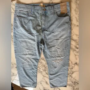 NWT Madewell 90’s Straight Jean 33 needs to be washed liquid spilled on front thumbnail 7