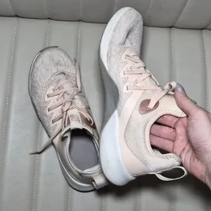 Nike Pale Pink Athletic Sneakers with Rose Swoosh 7.5 thumbnail 5