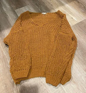 Orange Sweater thumbnail 1