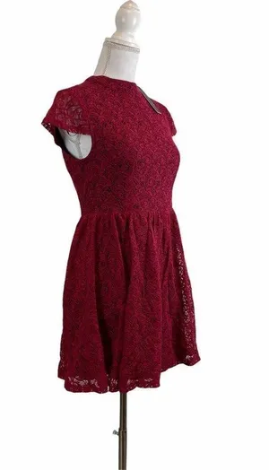 $140 Romeo + Juliet Medium Open Back Mini Dress thumbnail 3