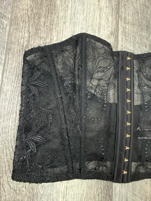 Victoria's Secret Black Lace Bustier Bra Top thumbnail 4