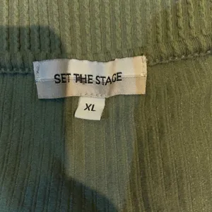 Women's Sage Green XL Ribbed Knit Top Stud Sleeve 3/4 Sleeve Stretch Blouse thumbnail 7