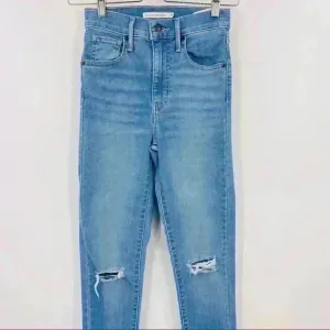 Levi's Distressed Women's Mile‎ High Super Skinny Distressed Jeans Size 25 thumbnail 7